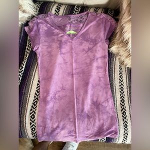 Purple short sleeve shirt size large like new